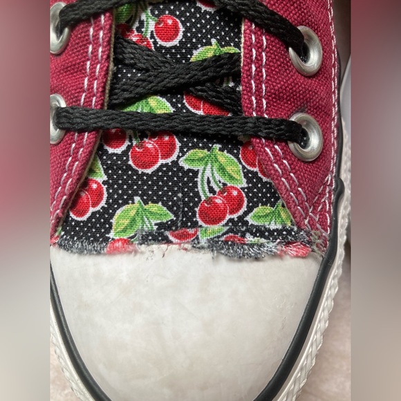 Converse Chuck Taylor All Star Classic High Top Upcycled Cherry Women 9 Men 7 - Picture 4 of 14